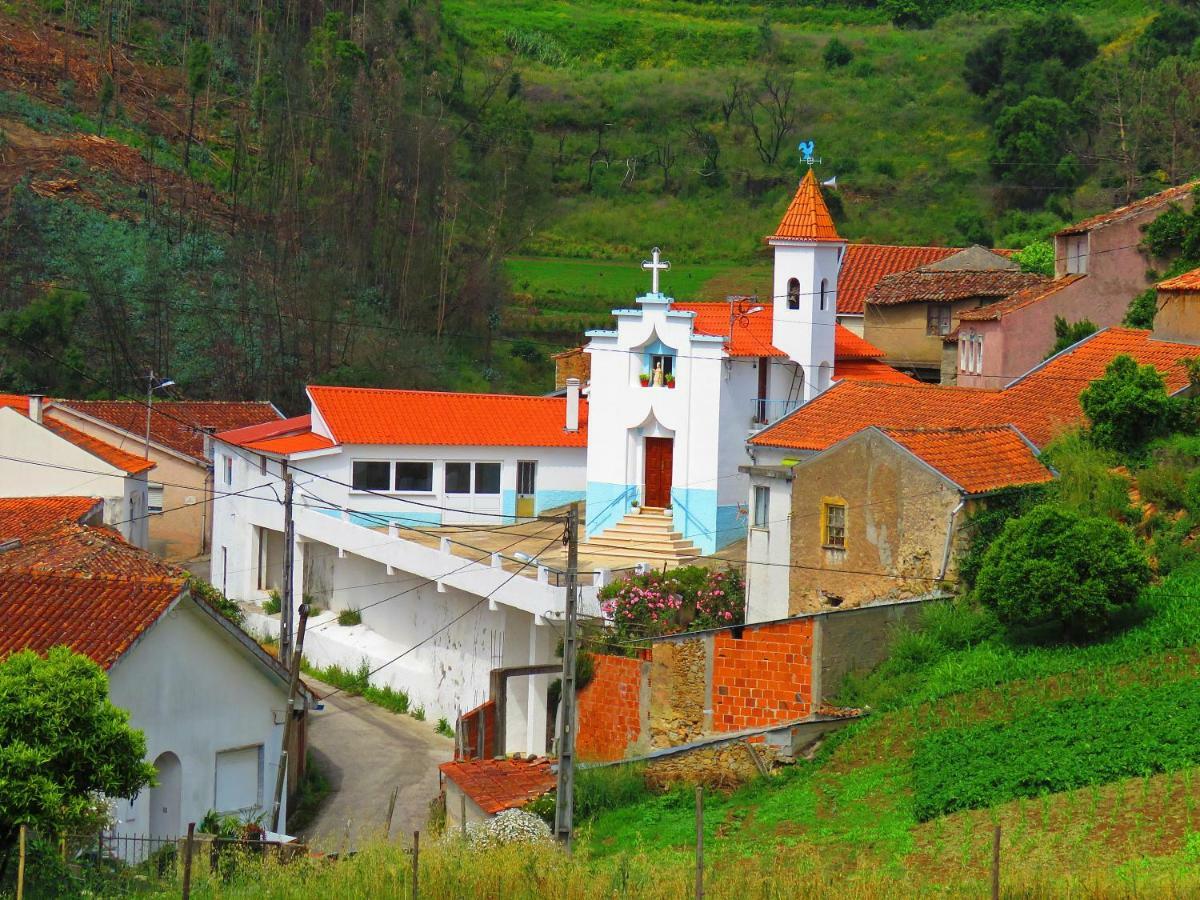 Villa Casa Eira Do Povo Vale de Colmeias Exterior foto